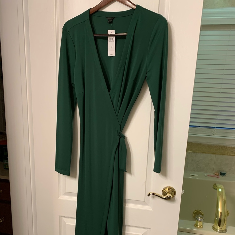 Stunning Emerald Green Long-Sleeved Wrap Dress
